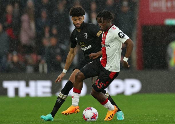 导和潜移默 导和潜移默