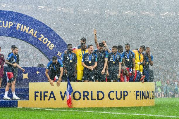 何在比赛中 何在比赛中